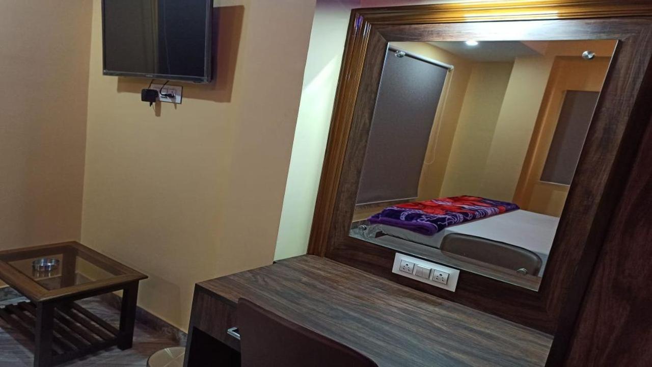 Hotel Aloka Residency Calcutta  Esterno foto