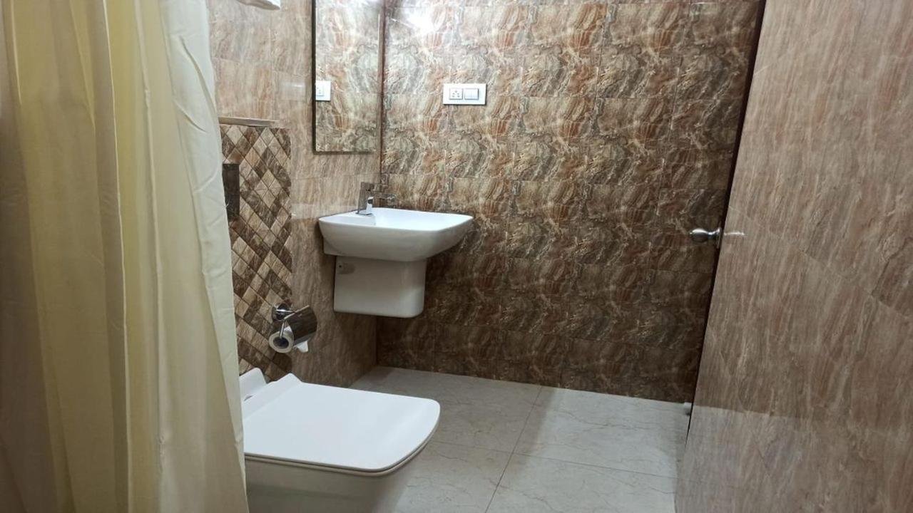 Hotel Aloka Residency Calcutta  Esterno foto